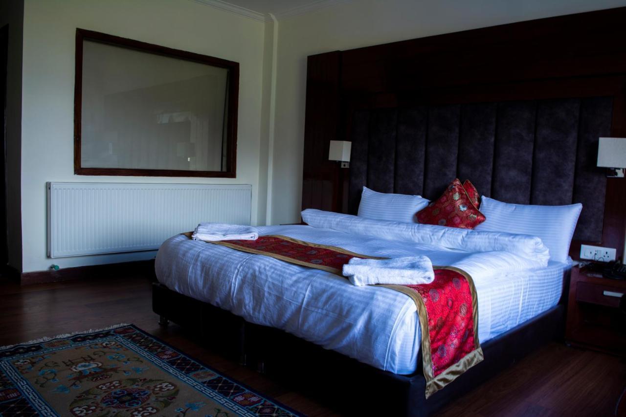 Hotel Deskitsal レー エクステリア 写真