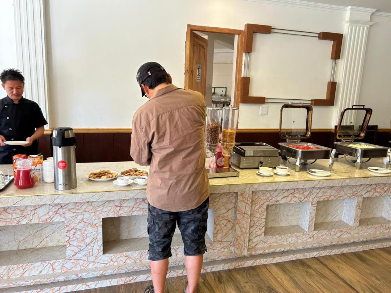 Hotel Deskitsal レー エクステリア 写真