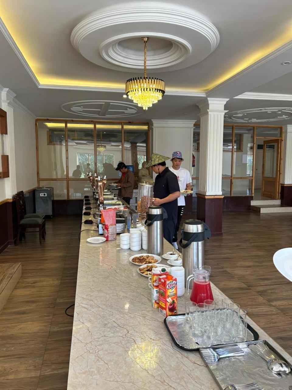 Hotel Deskitsal レー エクステリア 写真