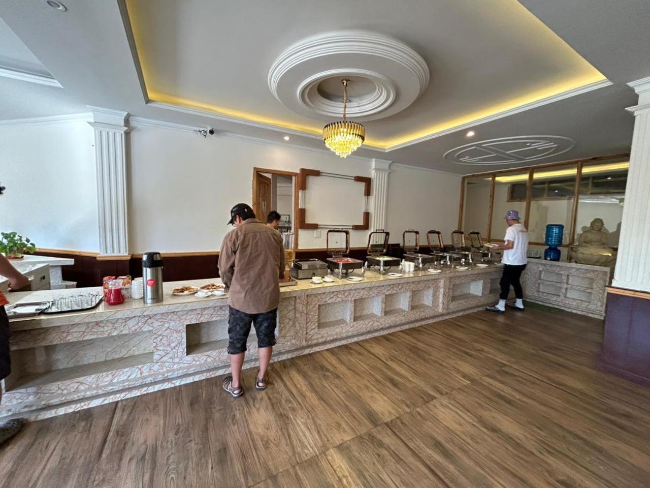 Hotel Deskitsal レー エクステリア 写真